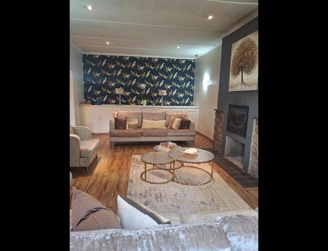 4 BEDROOM HOUSE FOR SALE IN GREENSIDE